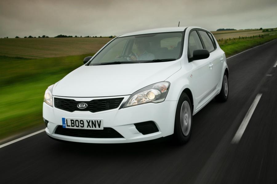  Kia cee&rsquo;d 2009 года  (фото 53 из 98)